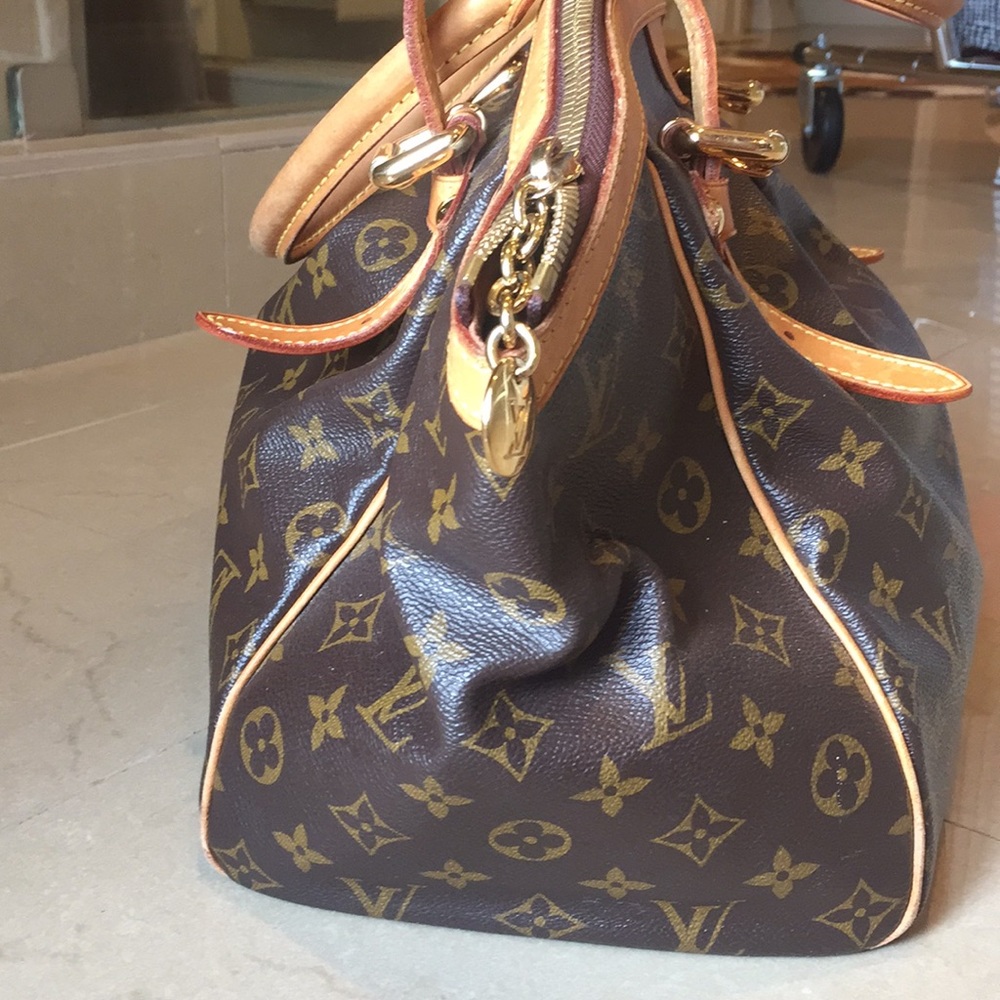 Authentic Louis Vuitton Tivoli Gm - Picture 3 of 8